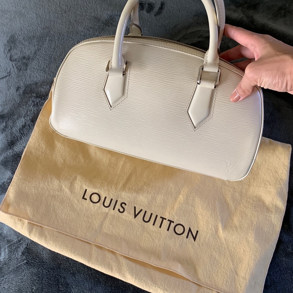 Authentic Cream Epi Jasmin Louis Vuitton purse